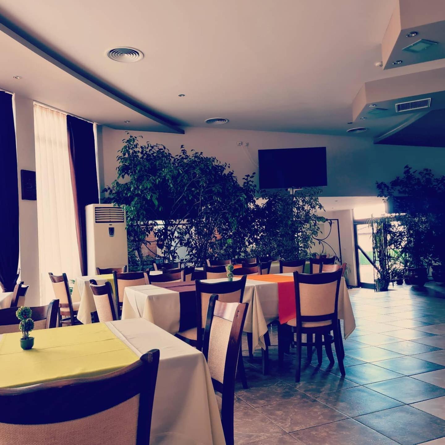 Jack Family Hotel Stara Zagora Exterior photo